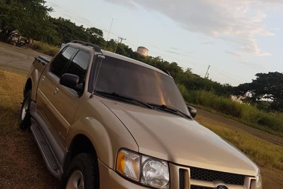 Selling 2nd Hand Ford Explorer 2003 Automatic Gasoline 