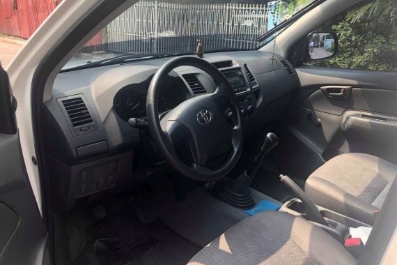 2013 Toyota Hilux for sale in Quezon City