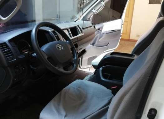 2015 Toyota Grandia for sale in Quezon City 