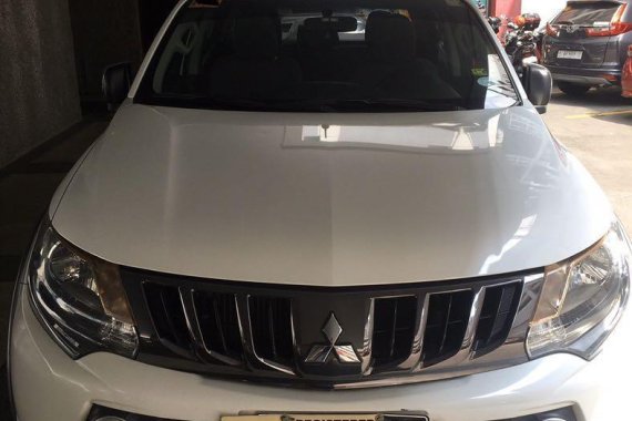 2015 Mitsubishi Strada for sale in Makati 