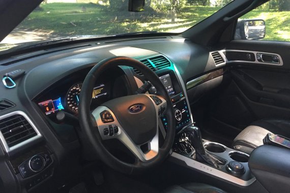 Used 2013 Ford Explorer at 51000 km for sale in Las Pinas 