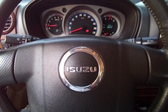 Isuzu Alterra 2009 for sale in Binan 