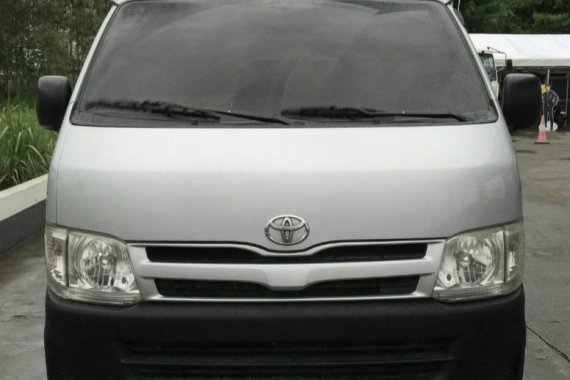 Toyota Hiace Commuter 2013 for sale in Cebu City