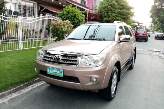 2nd-hand Toyota Fortuner 2011 for sale in Las Piñas