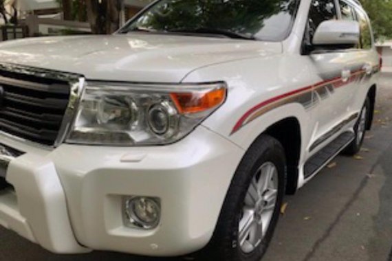 Used Toyota Land Cruiser 2012 for sale in Makati
