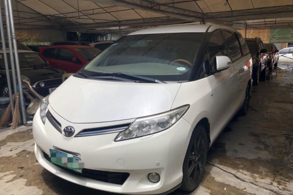 2010 Toyota Previa Q