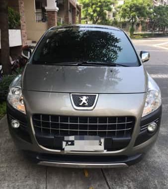 Selling 2014 Peugeot 3008 2.0 AT Diesel in Makati