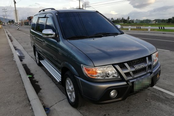 ISUZU CROSSWIND XT 2010