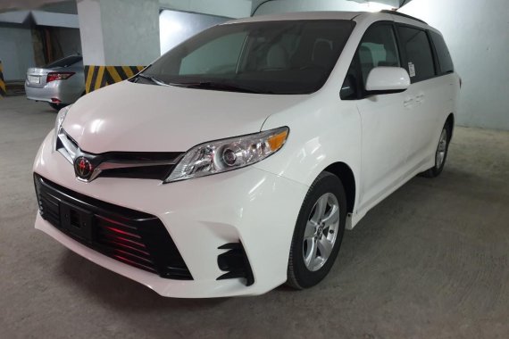 Toyota Sienna 2019 for sale in Quezon City