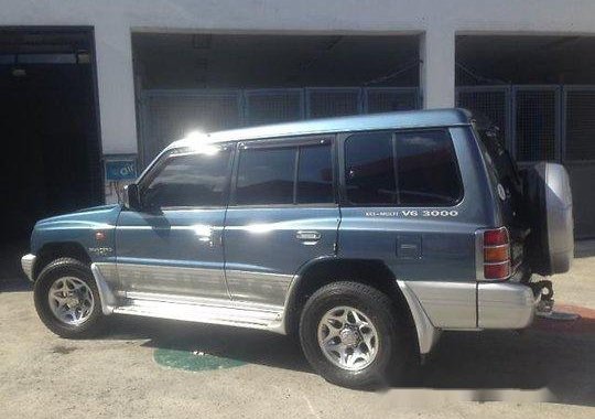 Blue Mitsubishi Pajero 1999 Automatic Gasoline for sale 