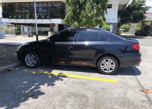 Black Volkswagen Jetta 2014 at 80 km