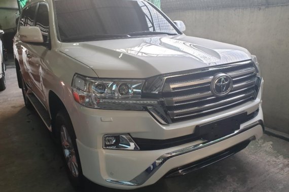 Sell 2019 Toyota Land Cruiser in Quezon City