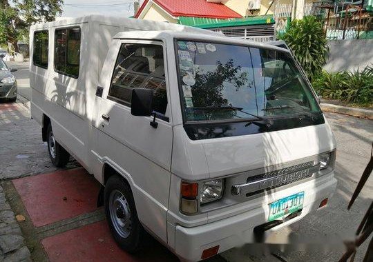 Selling White Mitsubishi L300 2013 at 70000 km 