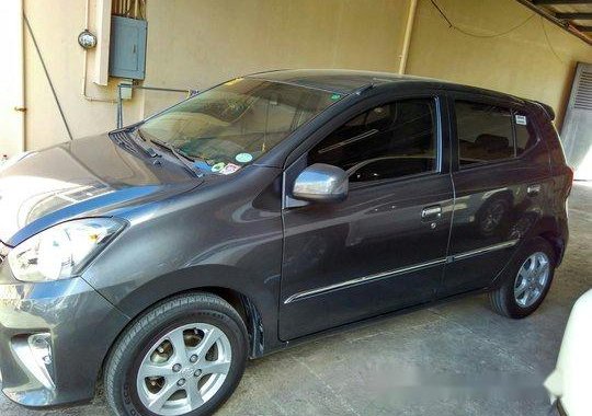 Selling Toyota Wigo 2015 Automatic Gasoline at 17000 km