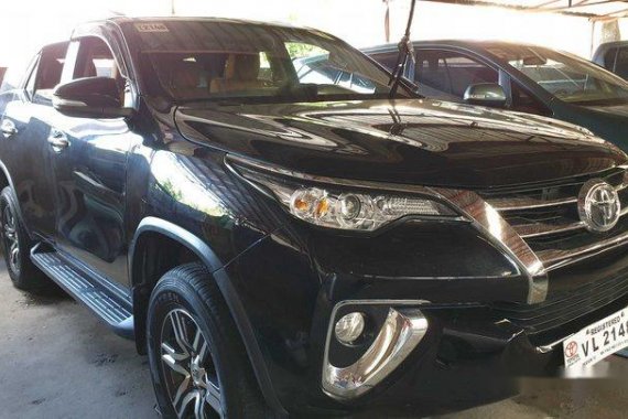 Selling Black Toyota Fortuner 2017 in Quezon City