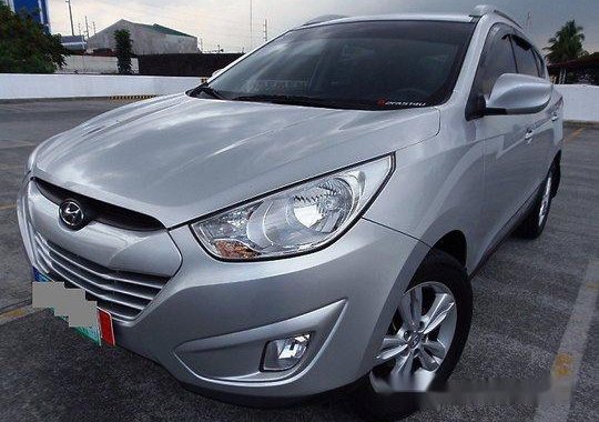 Selling Silver Hyundai Tucson 2011 in Quezon City