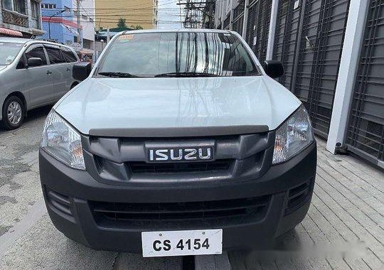 Sell White 2017 Isuzu D-Max Manual Diesel at 35000 km 