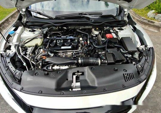 Sell White 2017 Honda Civic Automatic Gasoline 