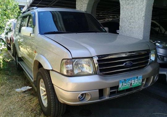 Selling Ford Everest 2004 Automatic Diesel 