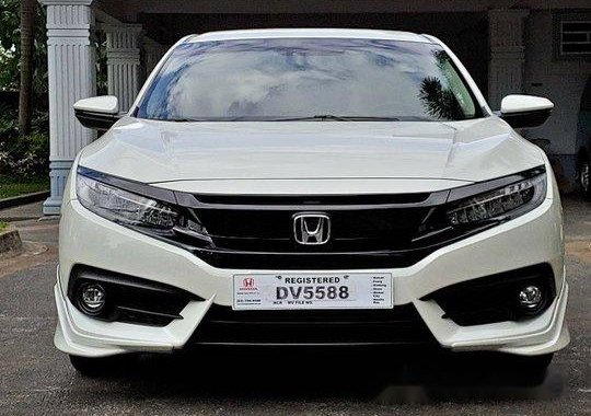 Sell White 2017 Honda Civic Automatic Gasoline 