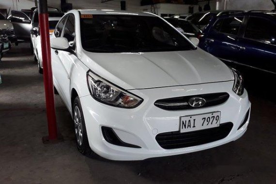 Sell White 2018 Hyundai Accent at 9121 km 