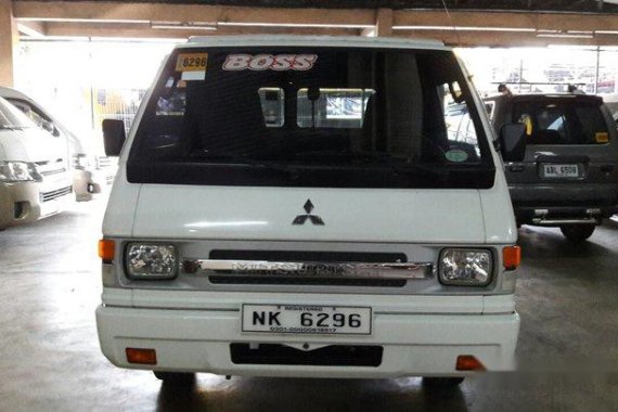 Sell White 2016 Mitsubishi L300 Manual Diesel at 56000 km 