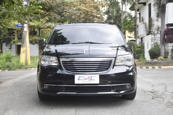 2013 Chrysler Town And Country for sale in Quezon City