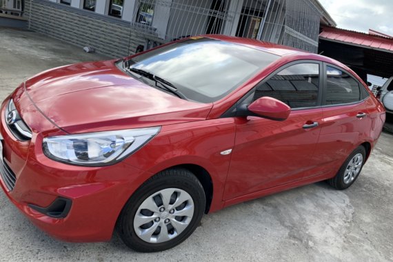 Red Hyundai Accent 2018 1.4 GL automatic 