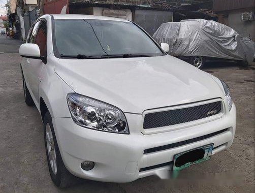 White Toyota Rav4 2008 at 146000 km for sale