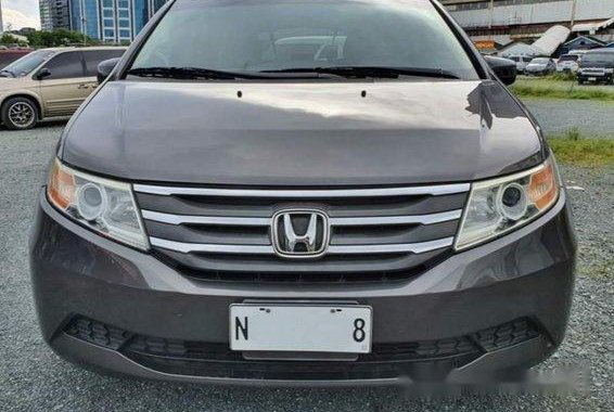 Silver Honda Odyssey 2012 for sale 