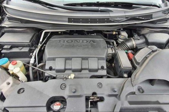 Silver Honda Odyssey 2012 for sale 