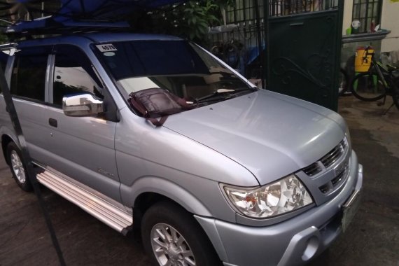 2nd-hand Isuzu Crosswind 2009 for sale in Valenzuela