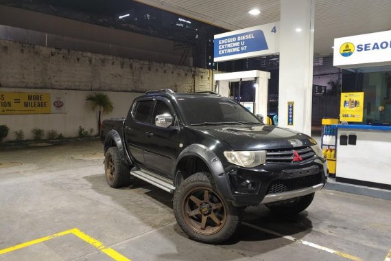 2011 Mitsubishi Strada for sale in Quezon City