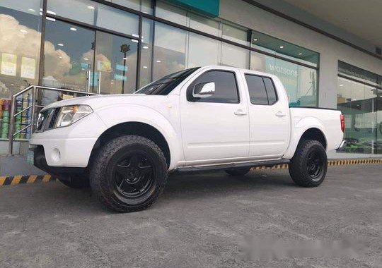 Selling White Nissan Frontier navara 2010 Manual Diesel at 65000 km