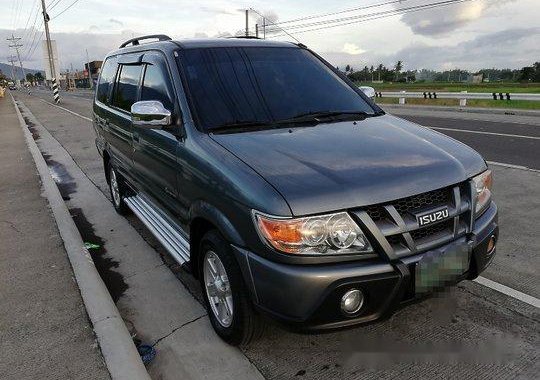 Selling Isuzu Crosswind 2010 at 130000 km