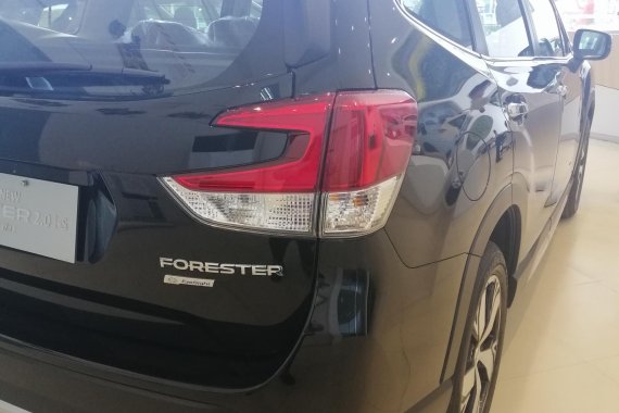 Selling Black Subaru Forester 2019 in Cainta 