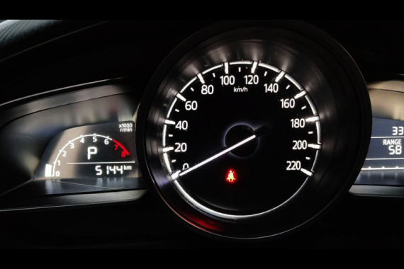 Selling 2018 Mazda 2 Hatchback Automatic Gasoline at 5144 km