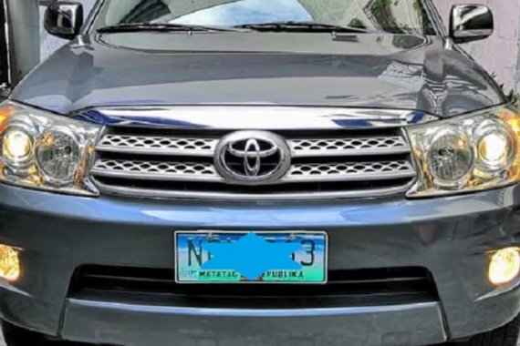 Toyota Fortuner 2010 for sale in Manila