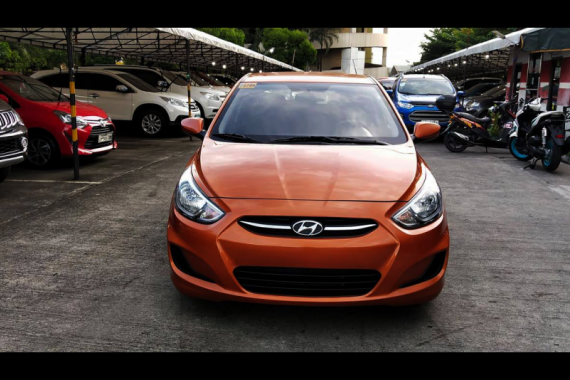 Selling  Hyundai Accent 2016 Hatchback 