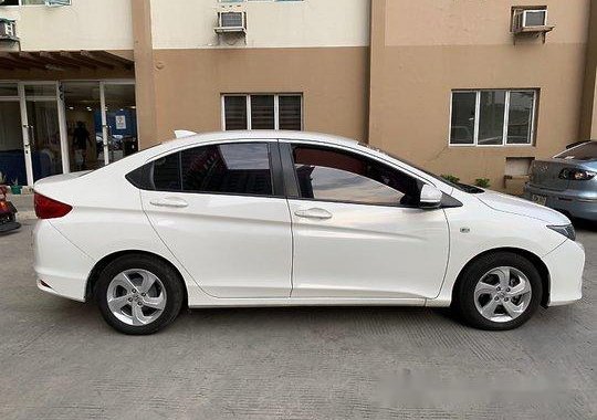 Selling White Honda City 2016 at 73000 km