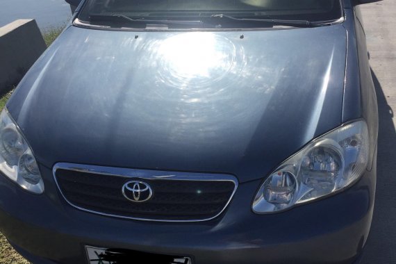 Selling Used Toyota Altis 2004 Sedan at 145000 km 