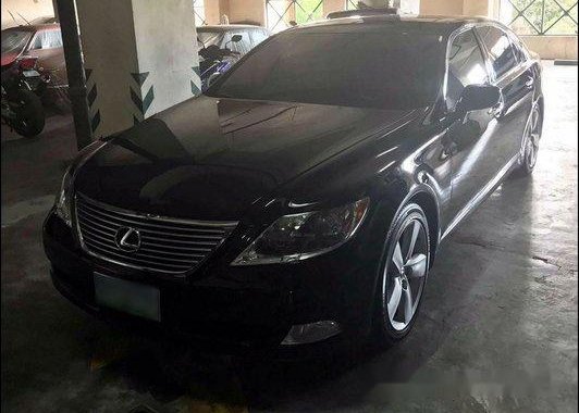 Black Lexus Ls 460 2009 at 10000 km for sale 