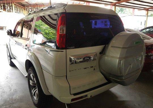 Sell White 2010 Ford Everest in Quezon City