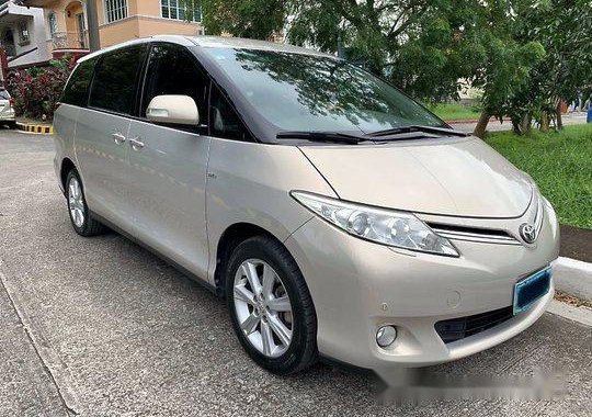 Selling Silver Toyota Previa 2010 in Quezon City