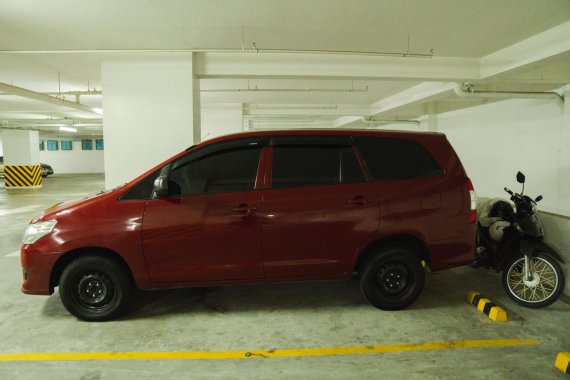 Red Toyota Innova 2013 J Diesel Manual for sale in Quezon City