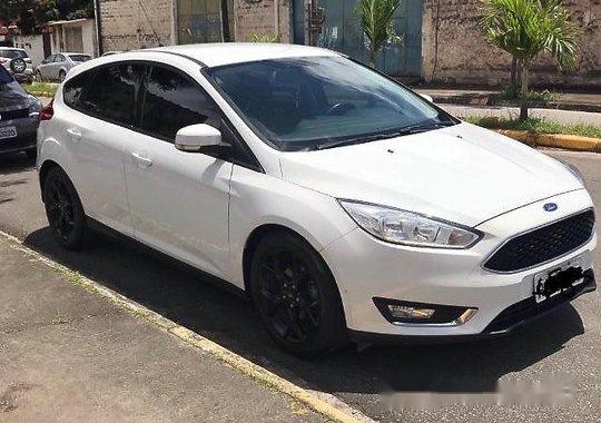 Sell White 2014 Ford Fiesta Automatic Diesel at 800 km