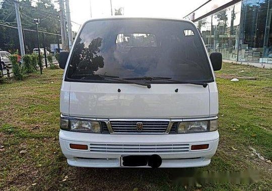 Selling Nissan Urvan 2015 Manual Diesel 