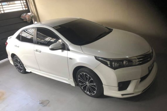 Selling Toyota Altis 2015 1.6V in Quezon City