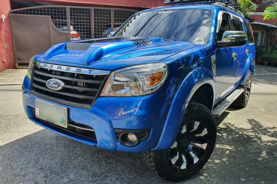 Selling Ford Everest 2011 MT in Pasig