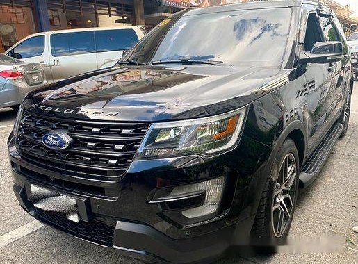 Black Ford Explorer 2016 at 20000 km for sale 